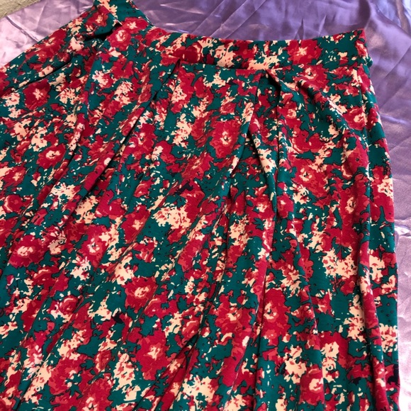 Lularoe Madison Skirt - Picture 4 of 5
